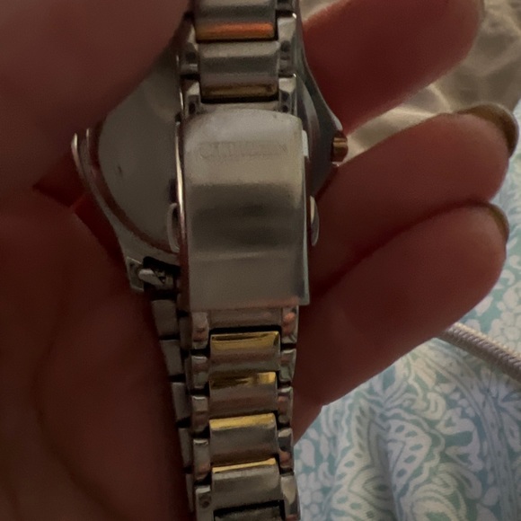 Citizens watch - Picture 6 of 7